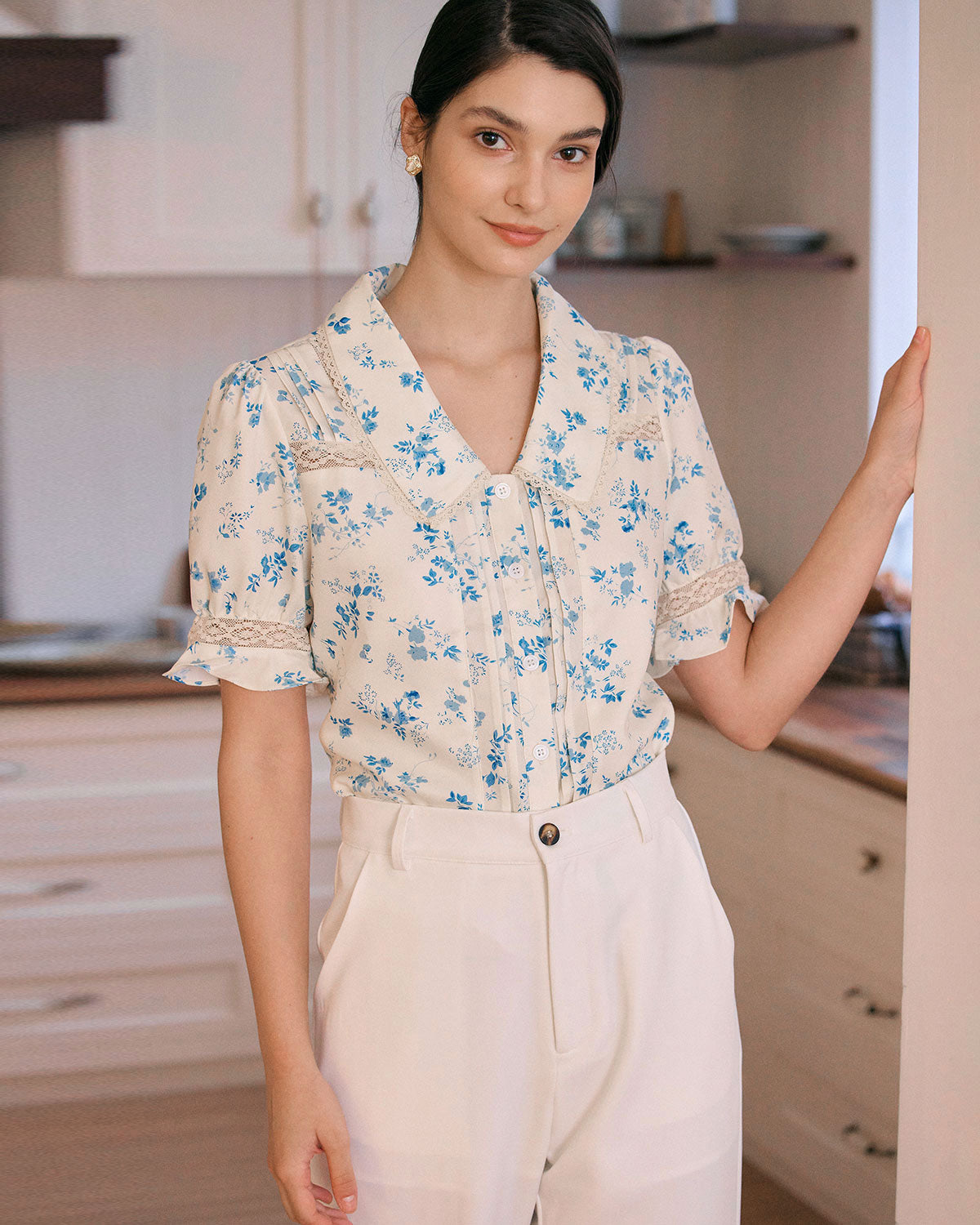 The Lace Spliced Pleated Floral Shirt Discounts