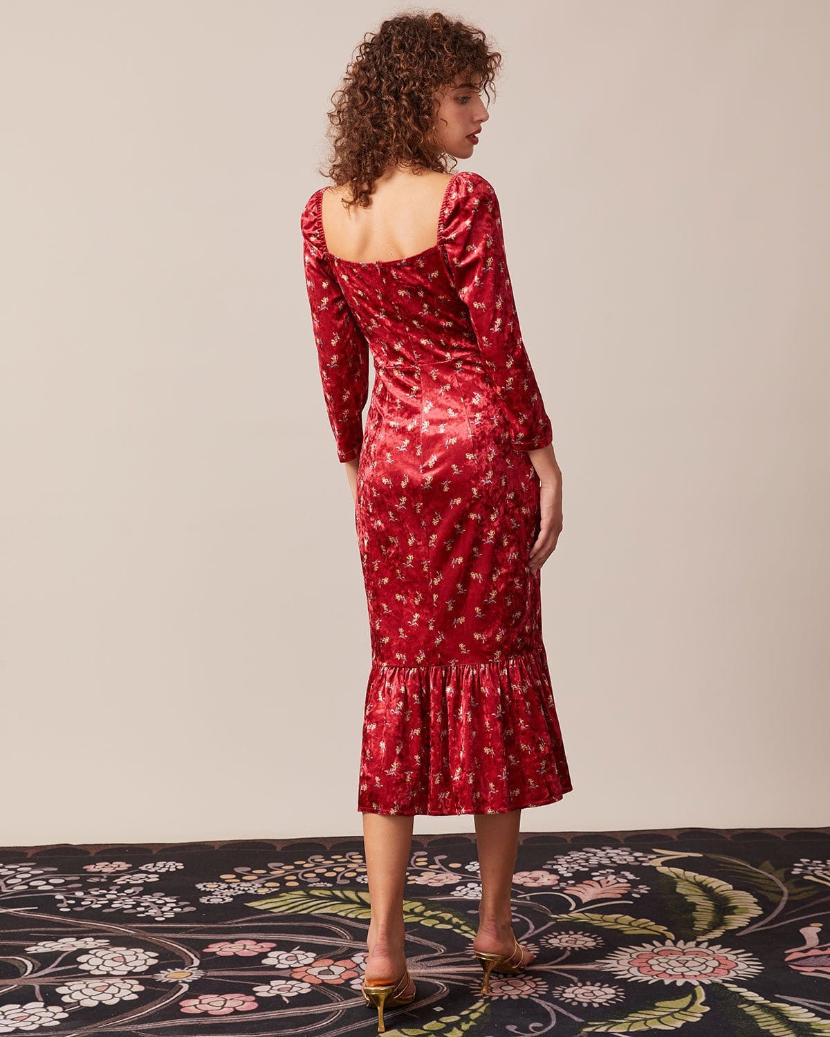 The Red Square Neck Floral Velvet Midi Dress 2025 Cheap Online