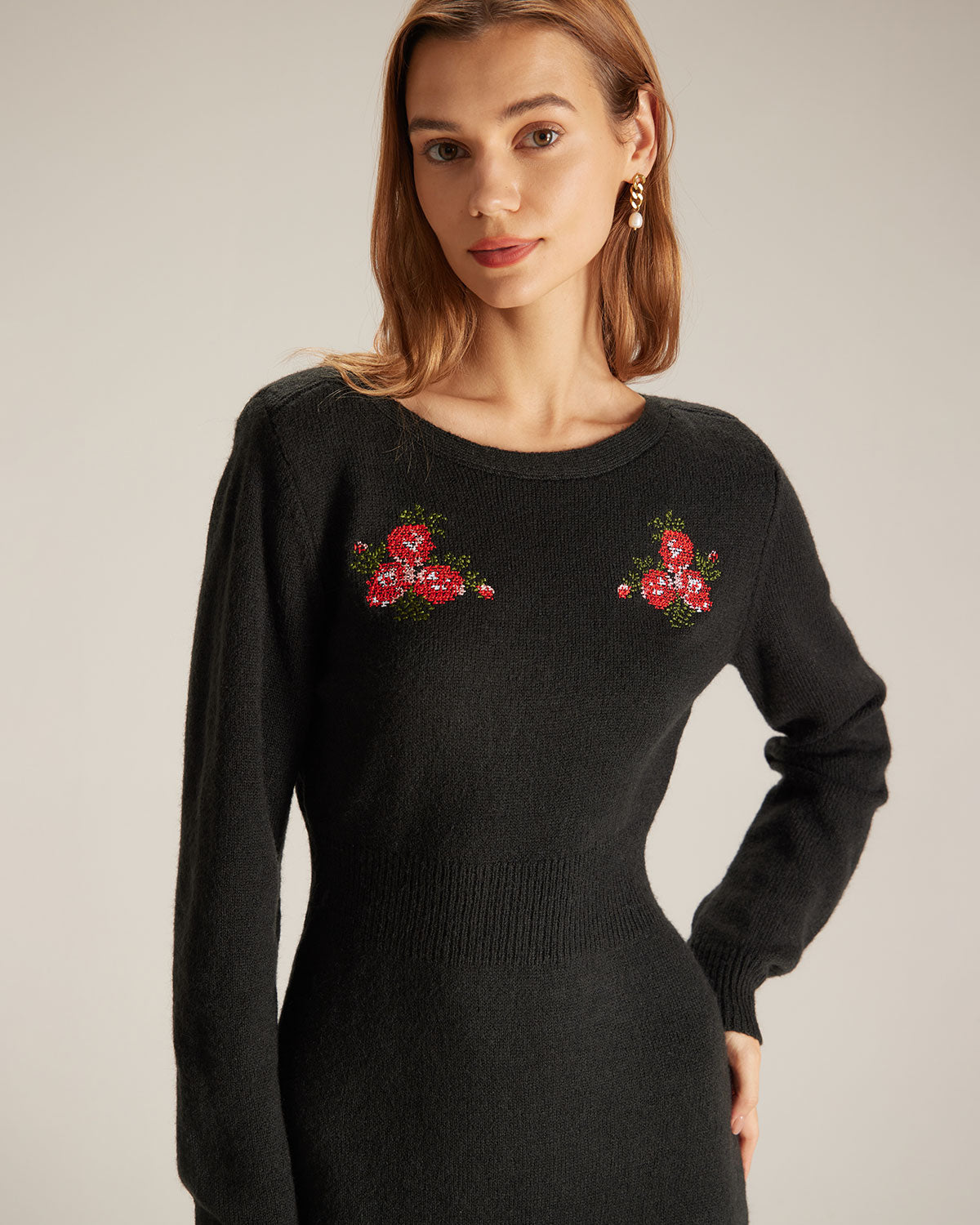 The Black Round Neck Embroidery Mini Dress Outlet Store Cheap Pice