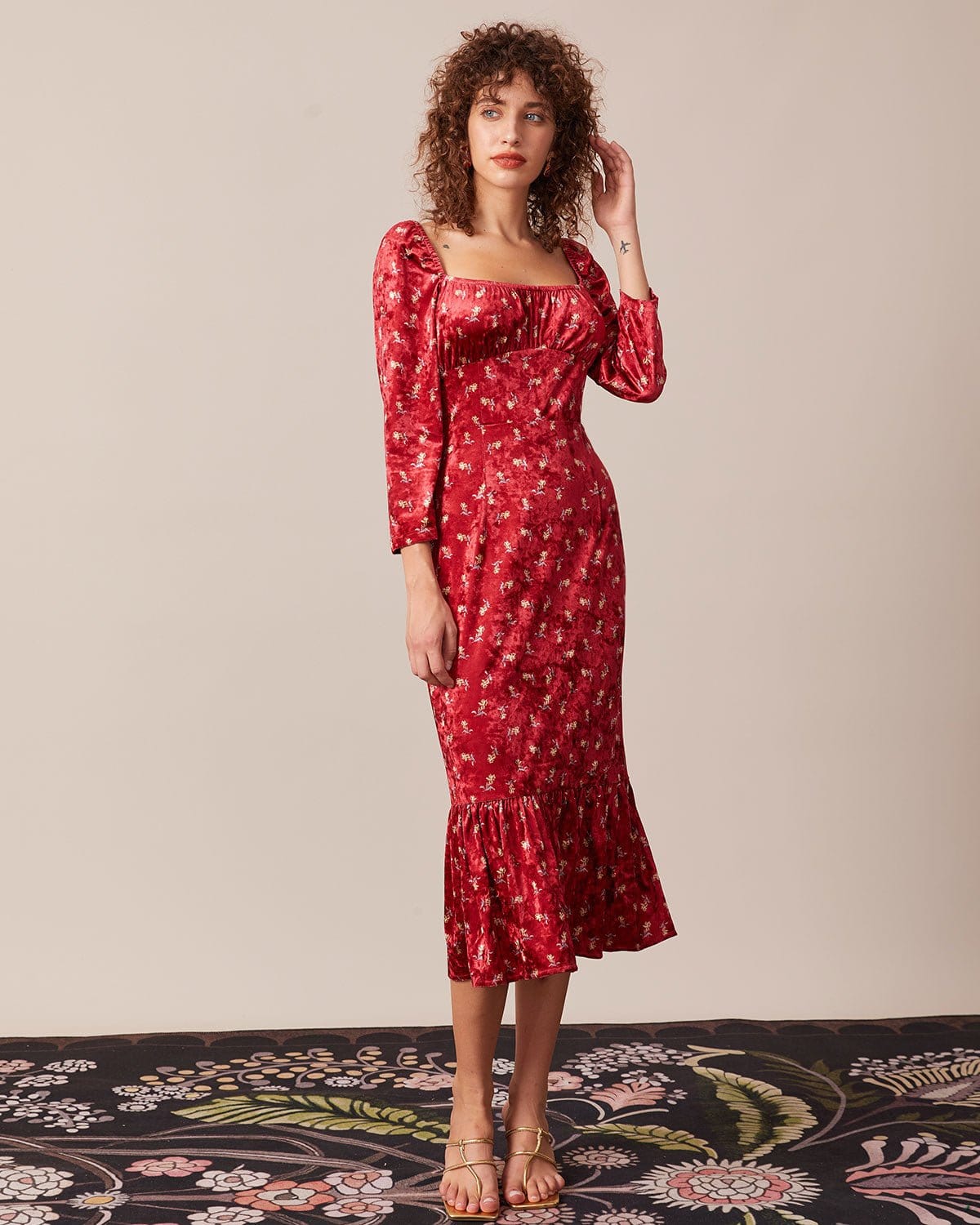 The Red Square Neck Floral Velvet Midi Dress 2025 Cheap Online