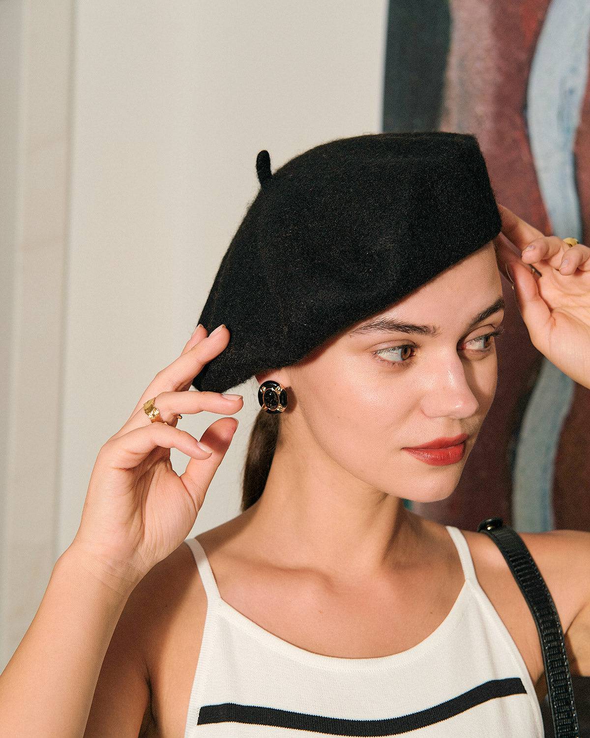 The Solid Retro Versatile Beret With Credit Card Online