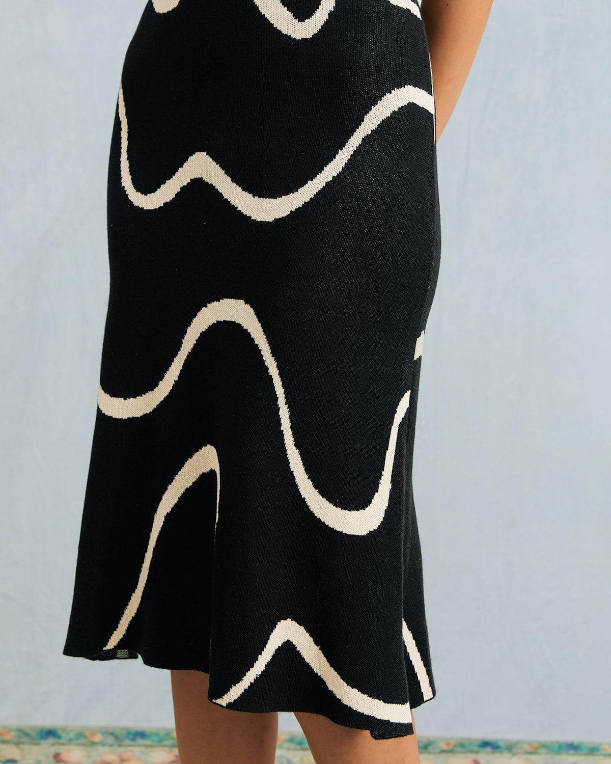 The Black Wave Mermaid Hem Knit Midi Dress Outlet Best Pices