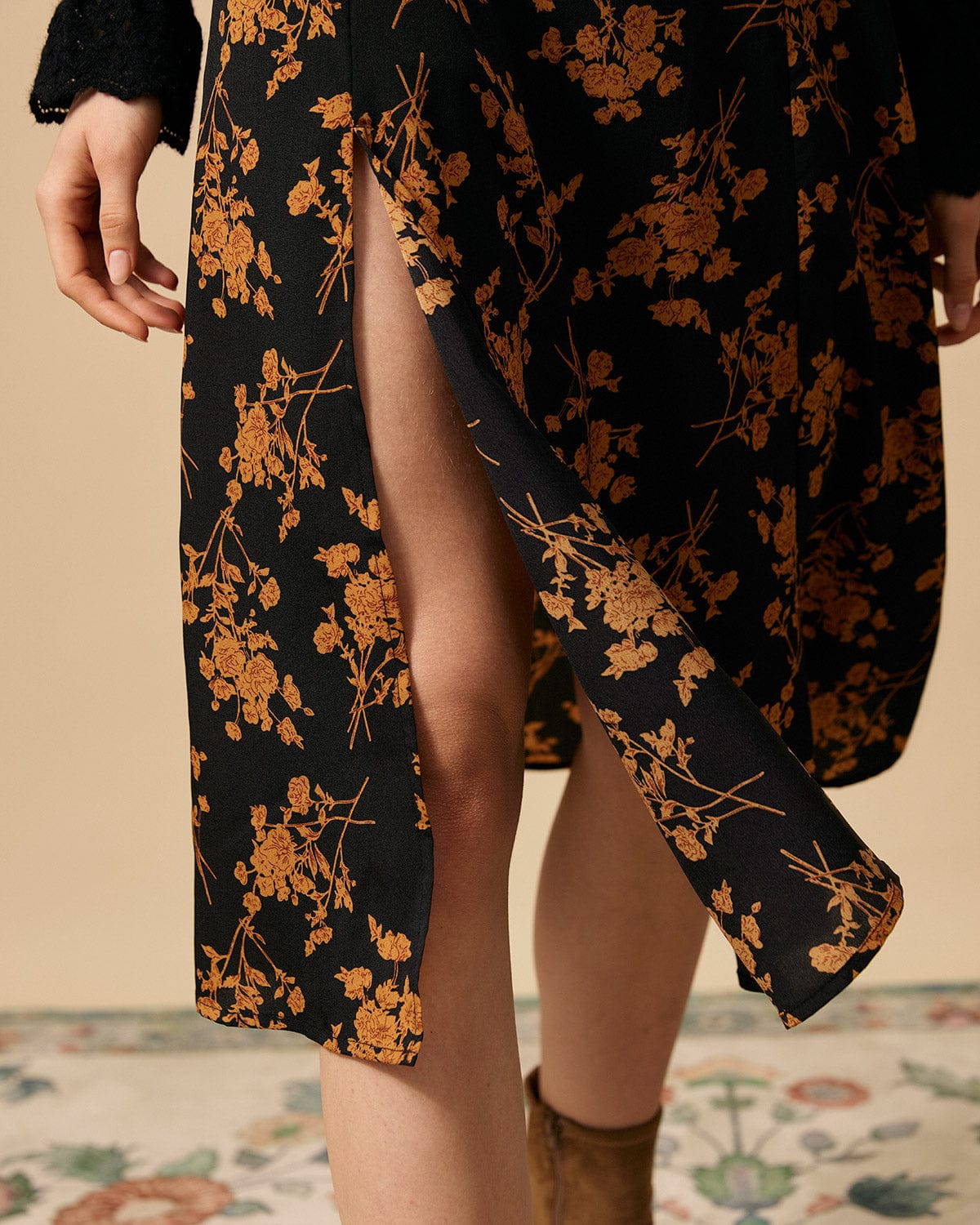 The Floral Slit High Waisted A-line Skirt Excellent