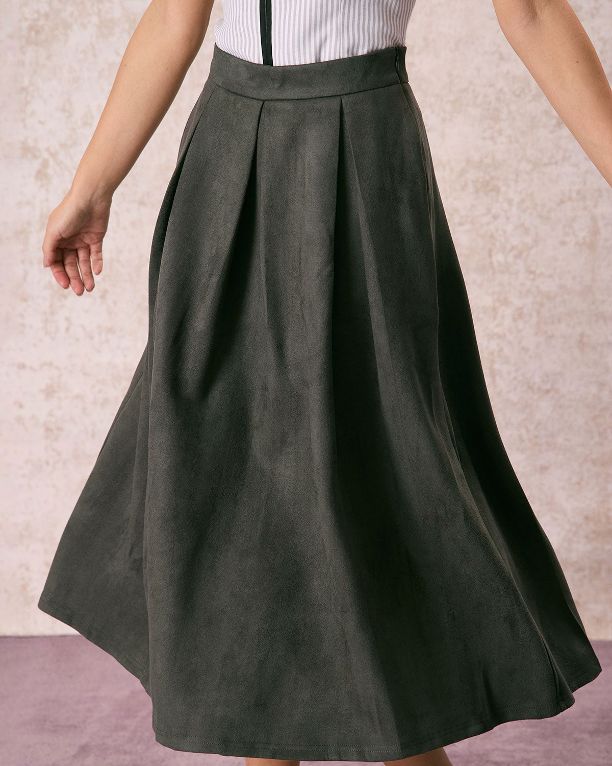 The Green High Waisted A Line Pleated Midi Skirt Free Shipping Deals