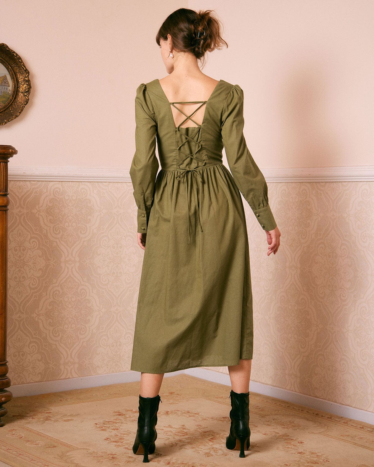 The Green Sweetheart Neck Button Midi Dress Cheap Sale Shop For