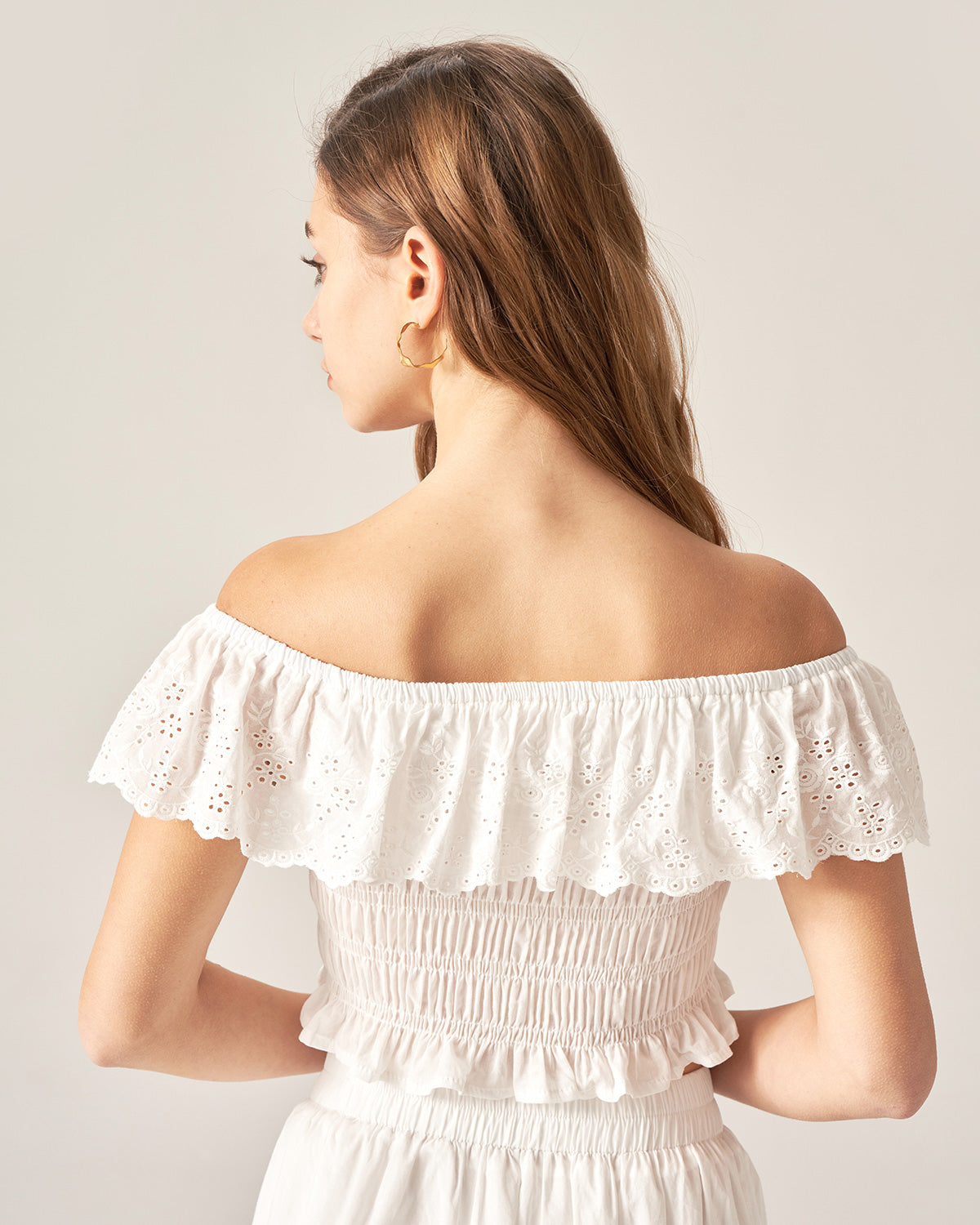 White Off The Shoulder Crop Blouse Cheap Sale 2025 New