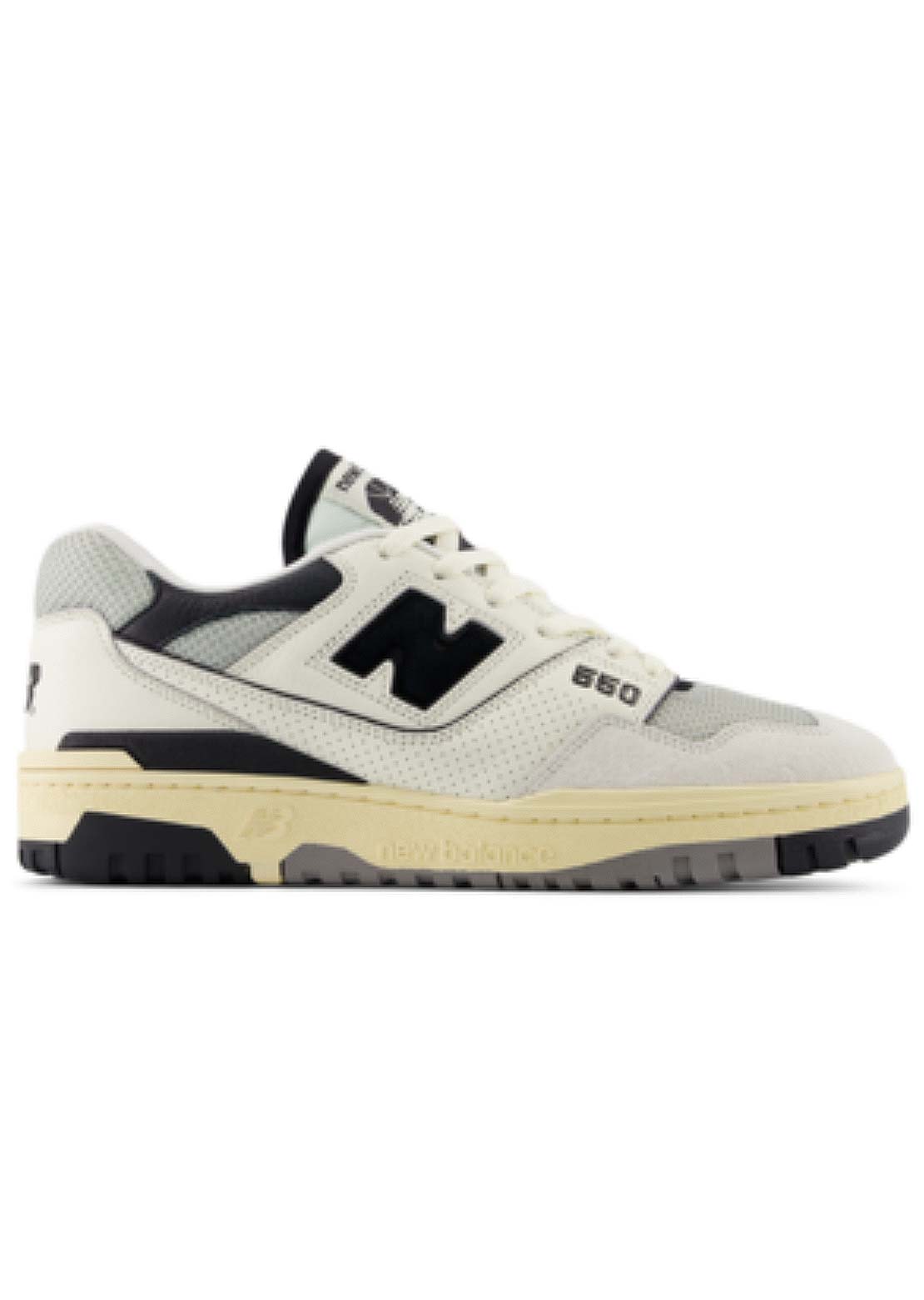 New Balance Men's 550 Shoes