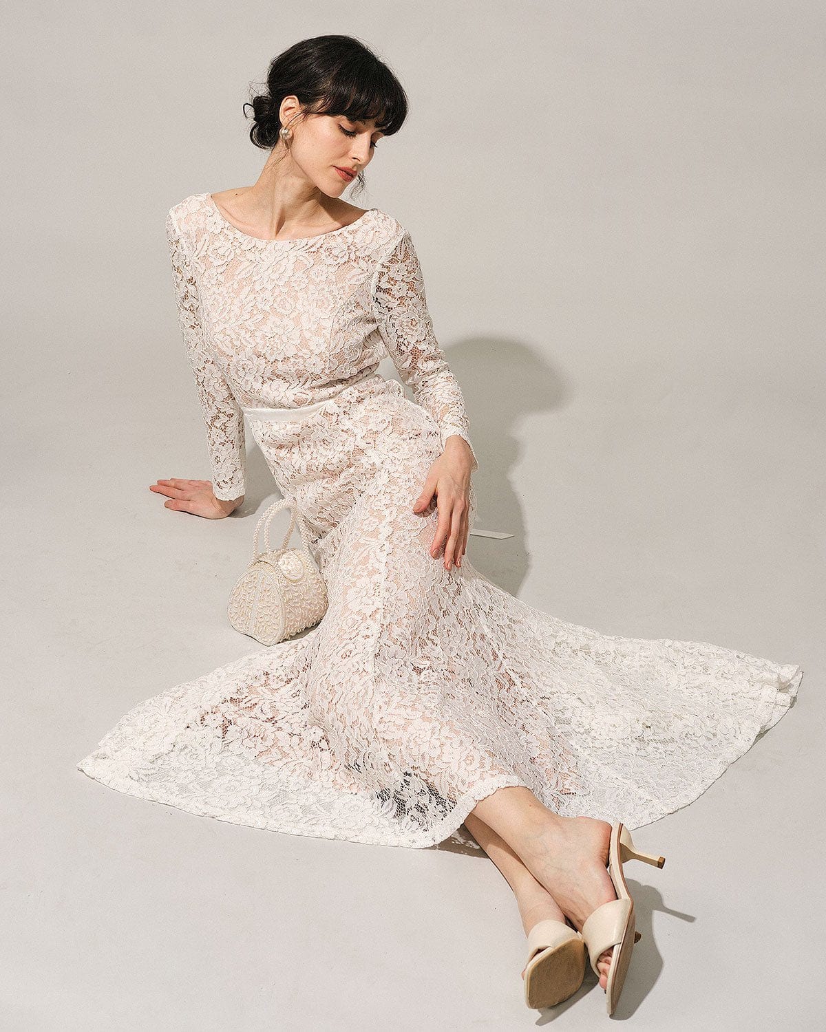 The White Lace Long Sleeve Backless Maxi Dress Free Shipping Wholesale Pice