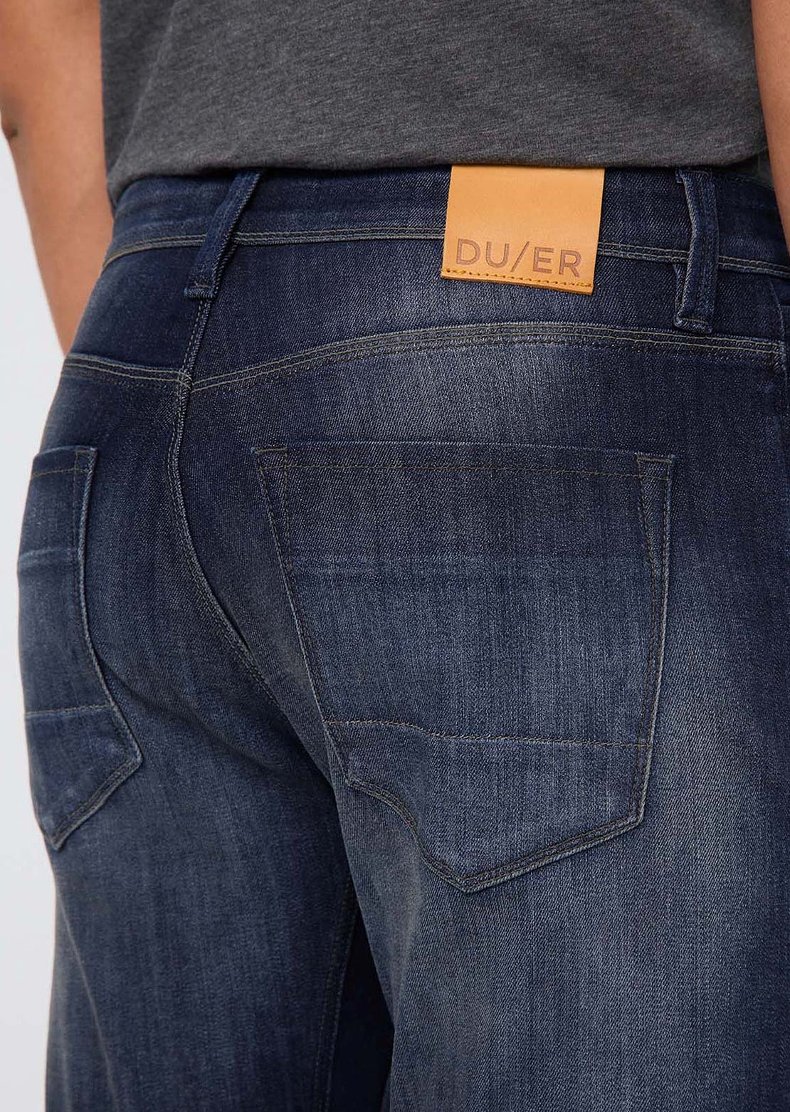 DUER Men's Performance Denim Relaxed Taper Pants