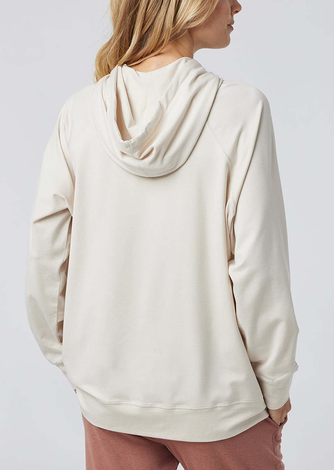 Vuori Women's Halo Oversized Hood