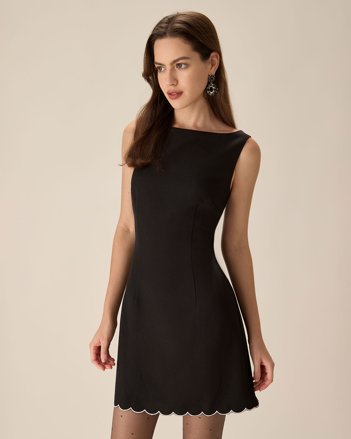 Black Contrasting Sleeveless Mini Dress For Sale For Sale