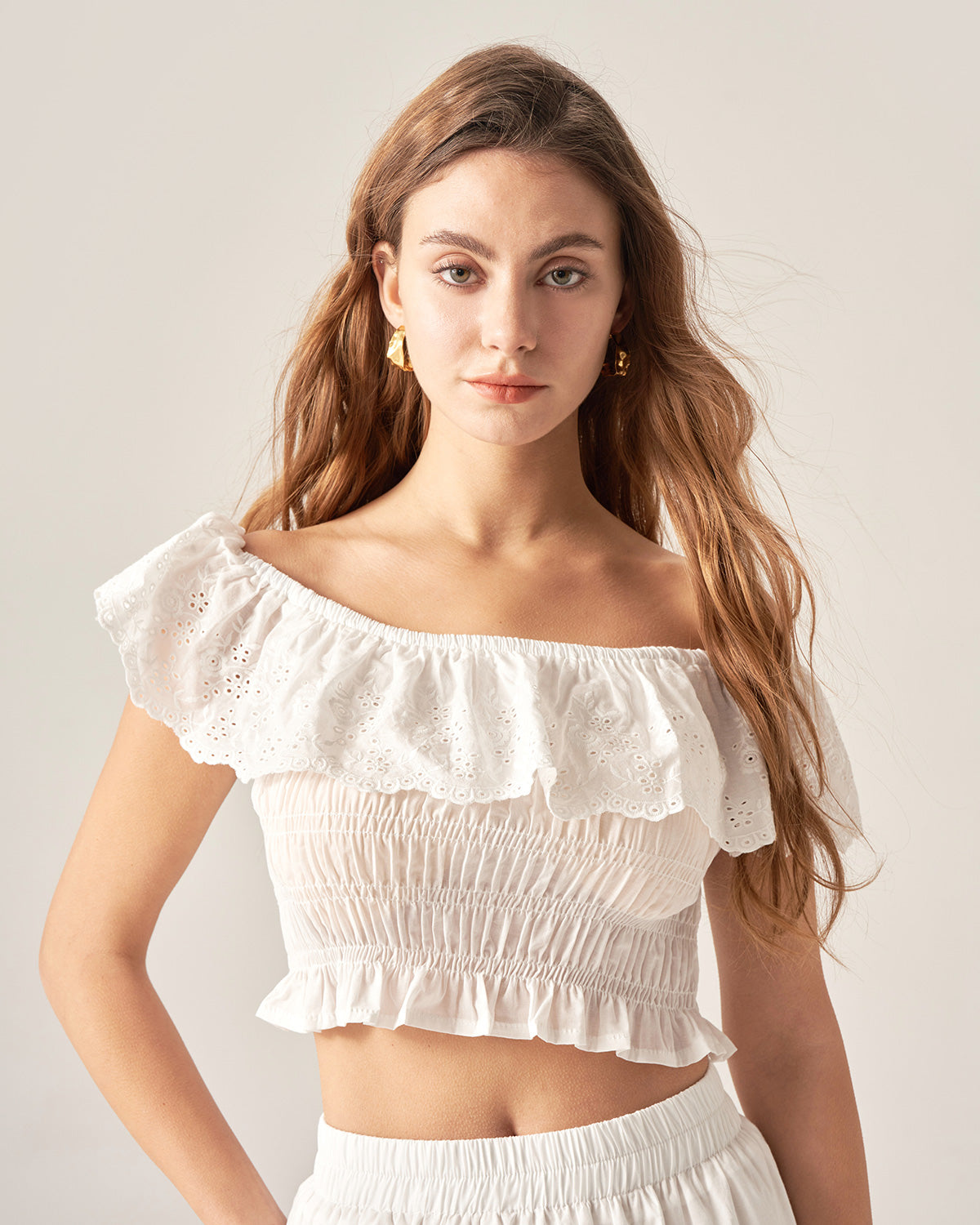 White Off The Shoulder Crop Blouse Cheap Sale 2025 New