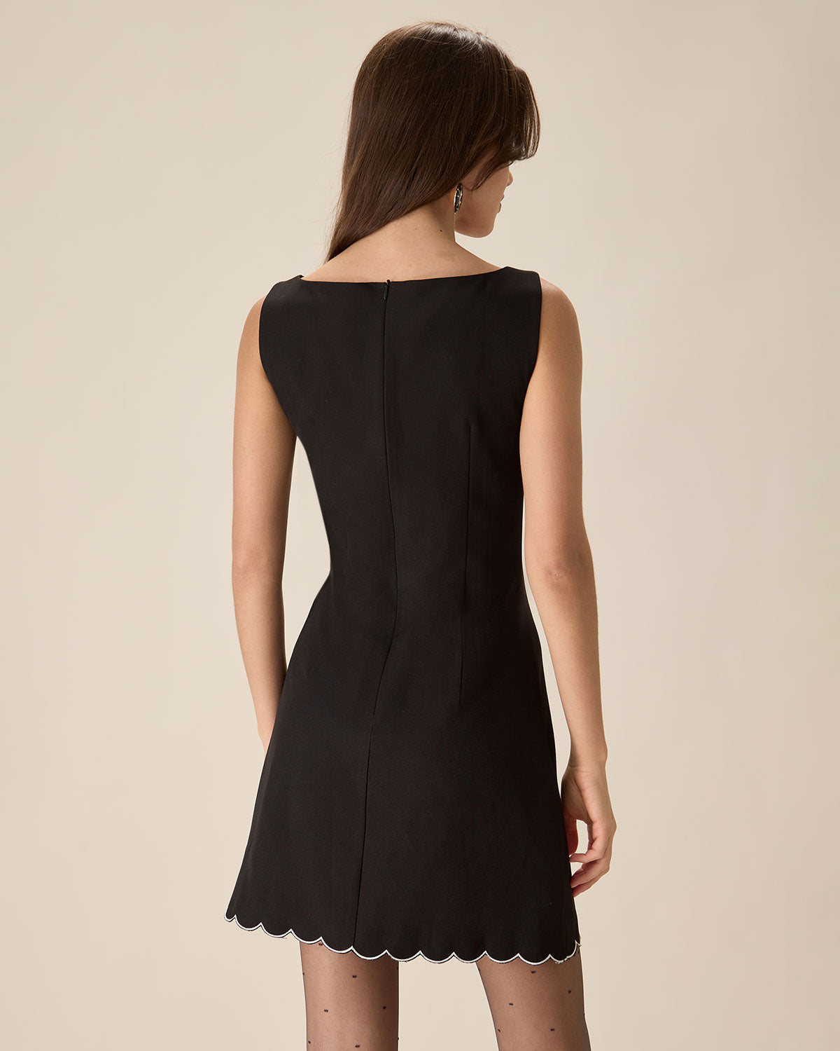 Black Contrasting Sleeveless Mini Dress For Sale For Sale