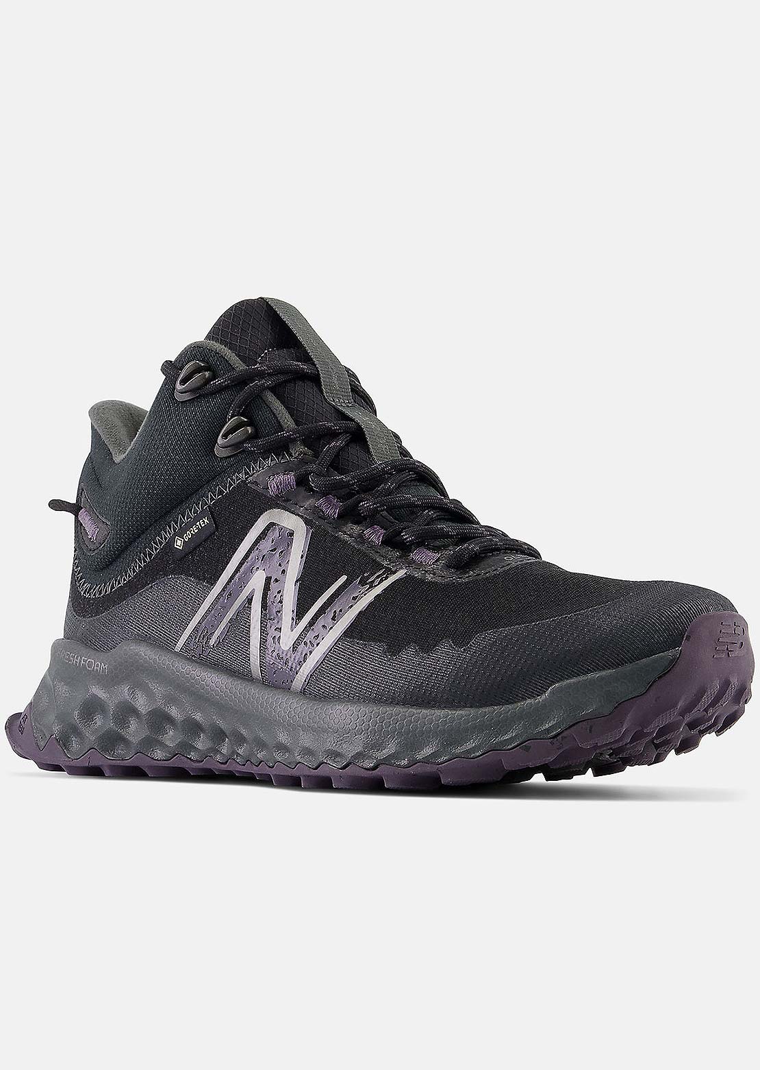 New Balance Women's Fresh Foam Garo Midcut Gore-Tex Shoes