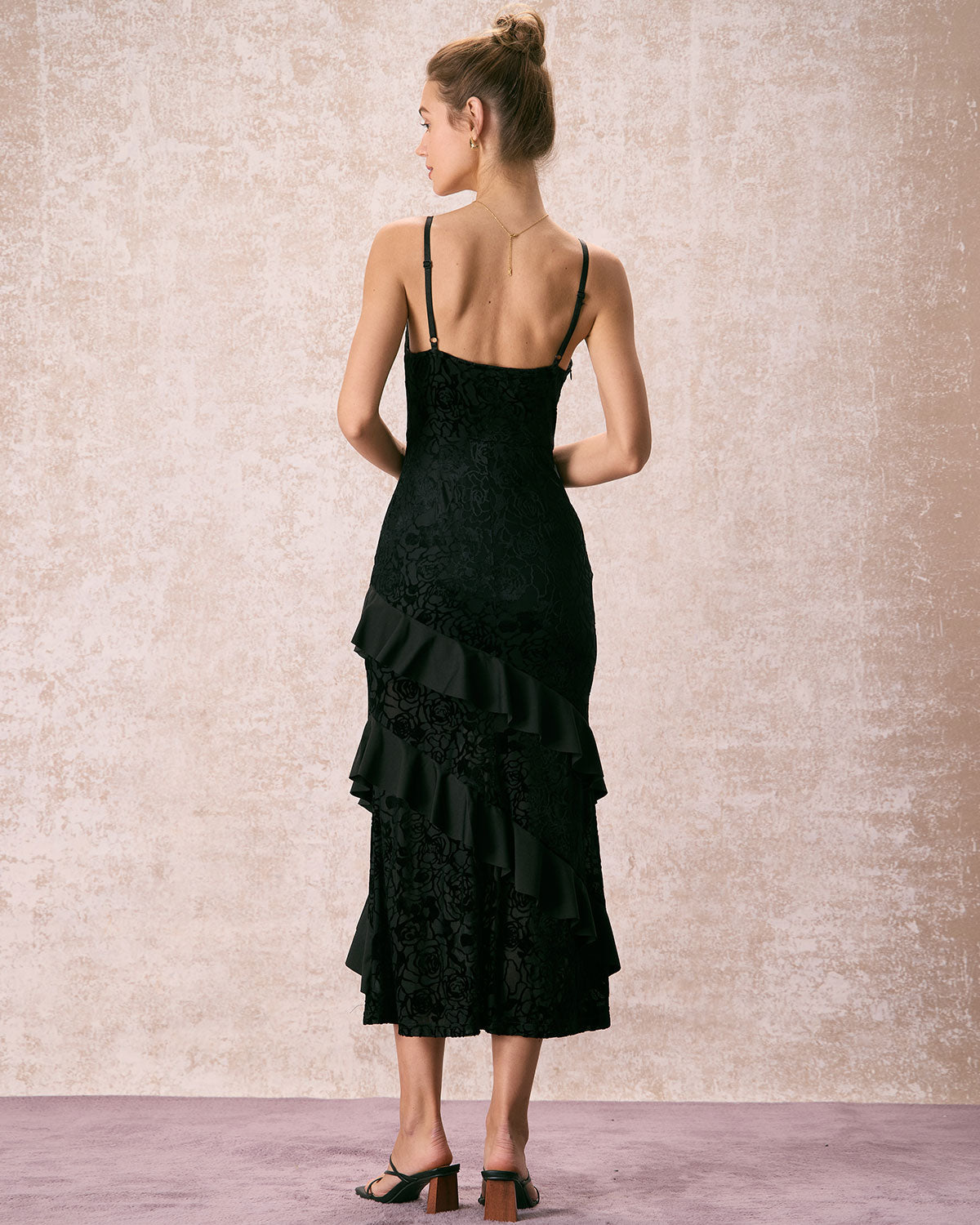 The Black V-Neck Ruffle Tiered Maxi Dress 2025 Cheap Pice