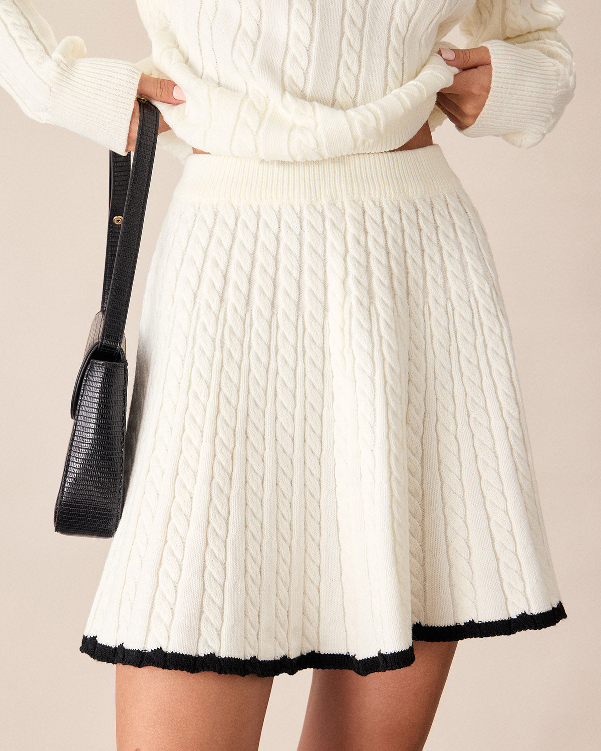 White Contrasting Knitted Mini Skirt Discount Collections