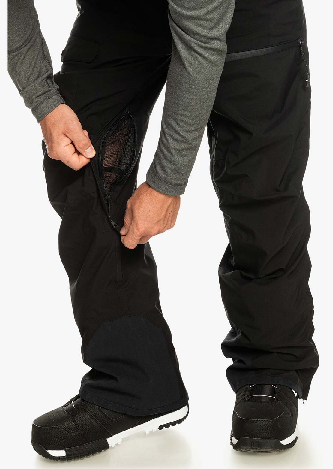 Quiksilver Men's Utility Snow Pants